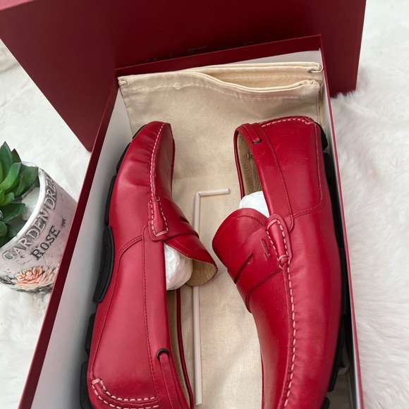 Authentic 100% Salvatore ferragamo Newton Driving Loafer (Men)